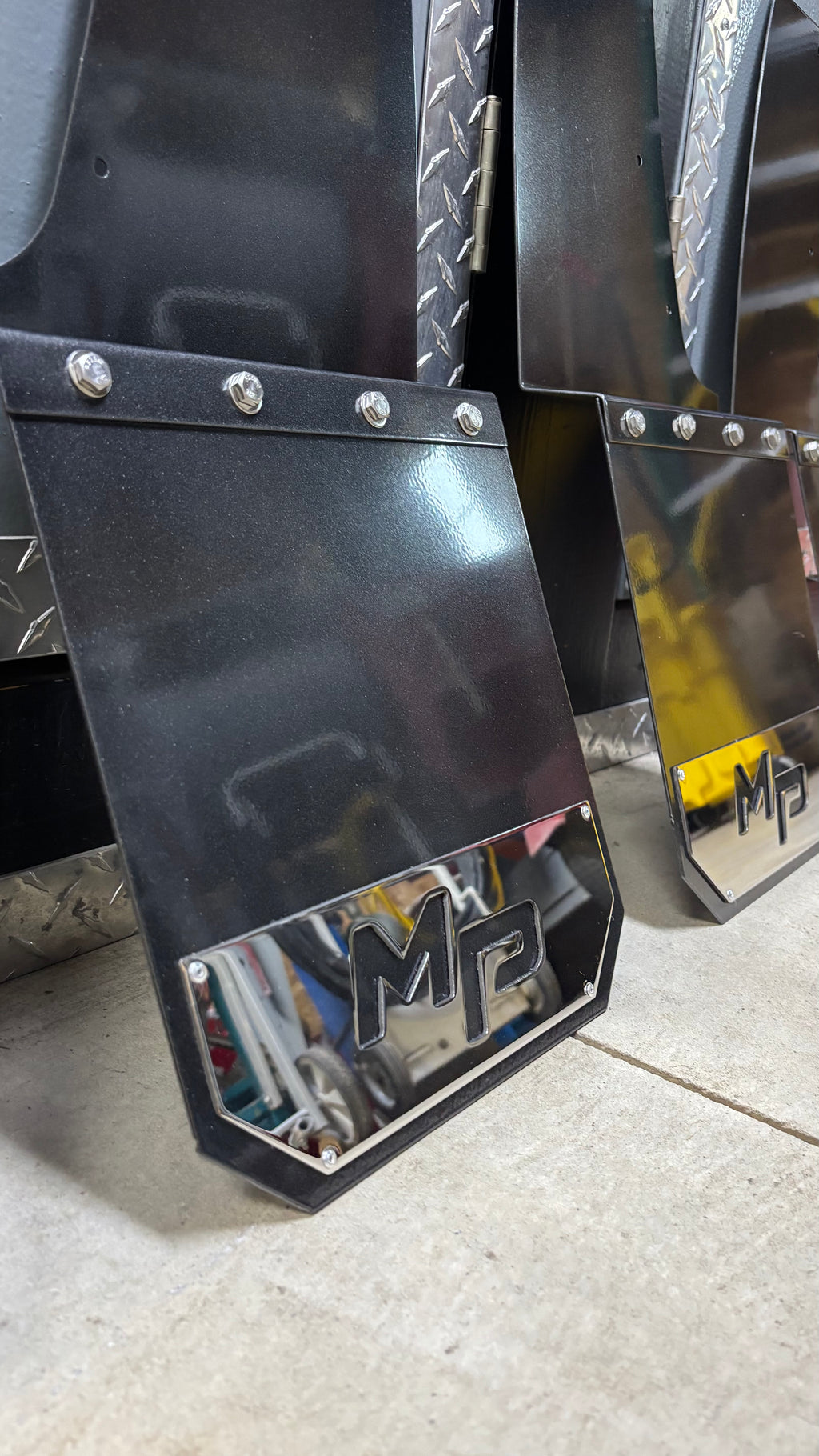 Kickback Mudflaps