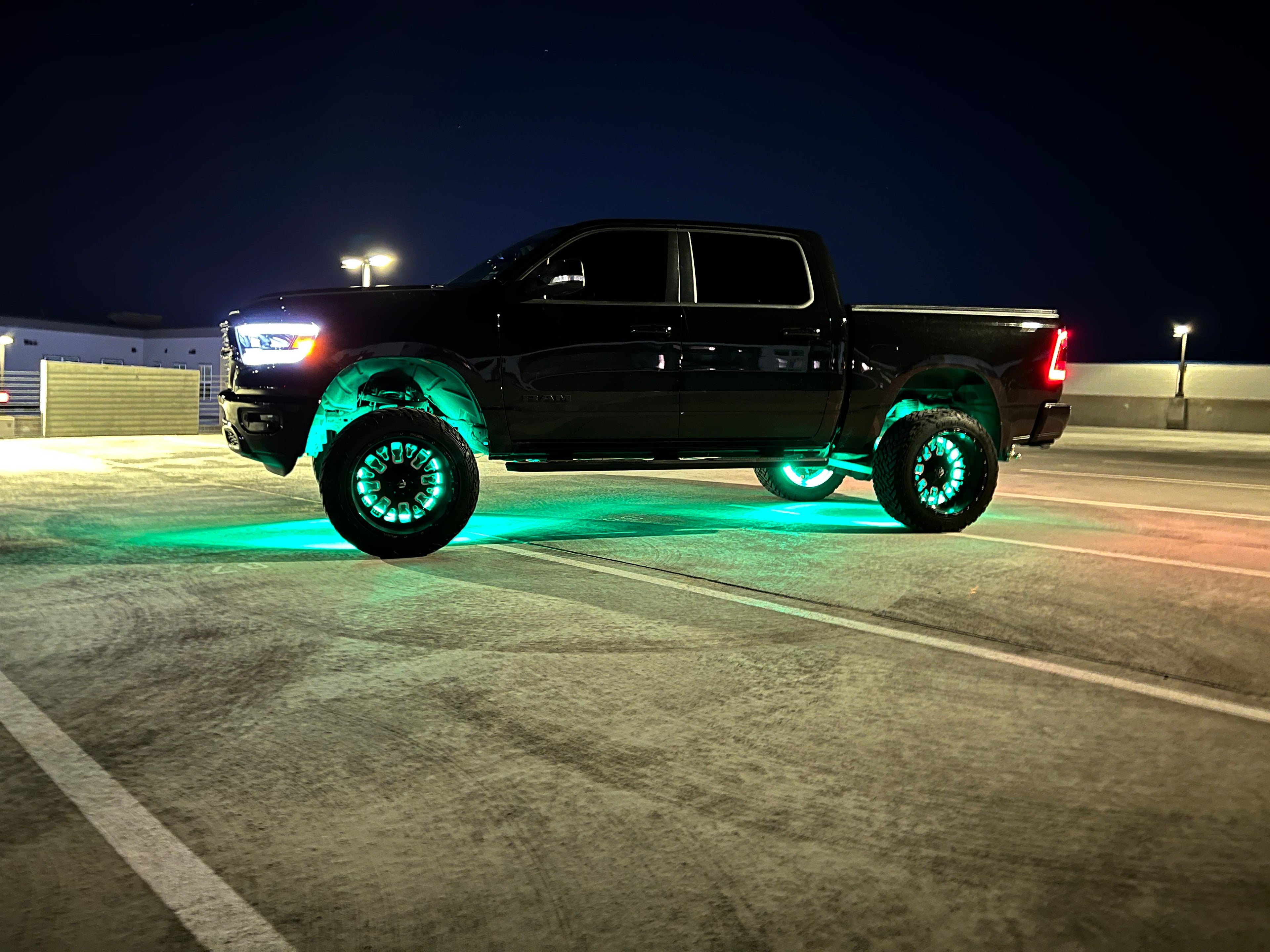 RGB+W LED Wheel Lights Dual / Quad Row
